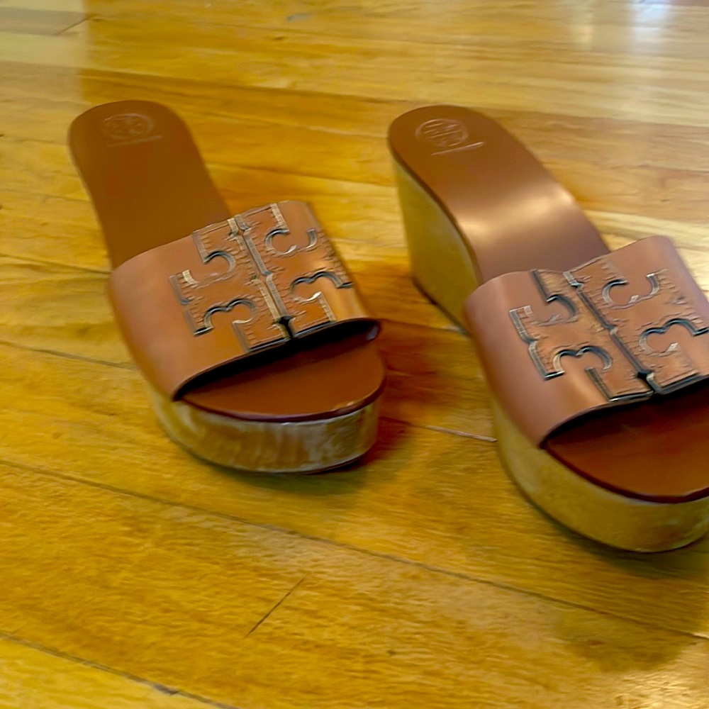 Tory Burch Light Brown Leather Ines Wooden Wedge Slide Sandal 9.5